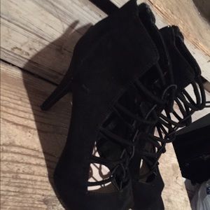 Open toe fergalicious heels